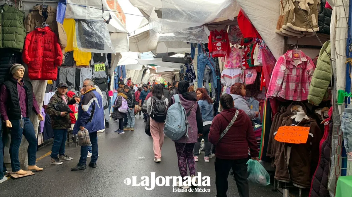 Prendas chinas desplazan a textileros en Chiconcuac