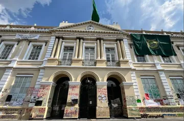 El Enjambre Estudiantil Universitario consideró que estas acciones incumplen con lo acorado y evidencian el desinterés institucional frente a una problemática que exige atención inmediata.