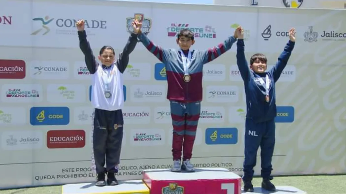 Deportistas mexiquenses logran nueve preseas en patinaje de velocidad