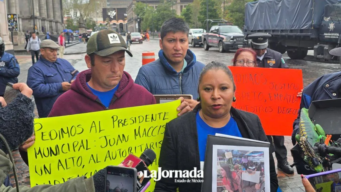 Comerciantes denuncian decomiso ilegal en el mercado Juárez