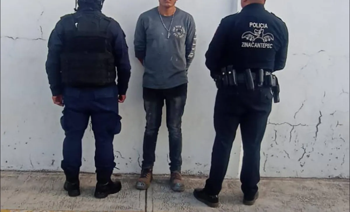 Detienen a sujeto con 50 bolsitas de cristal en Zinacantepec