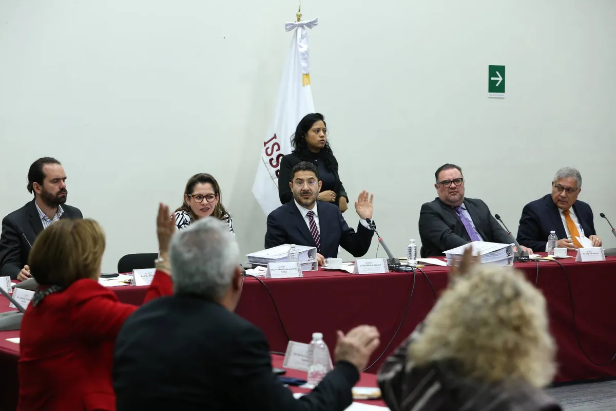 Martí Batres da paso firme en la estrategia para mejorar el ISSSTE