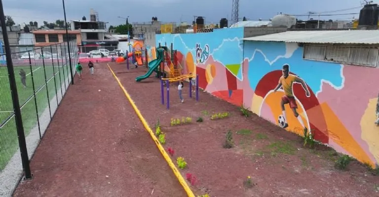 Los espacios públicos de Ecatepec dejaron de ser negocio: Azucena Cisneros