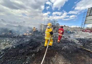 Edomex: Capacitan a 21 mil personas y certifican a 587 bomberos con Grupo Relámpagos