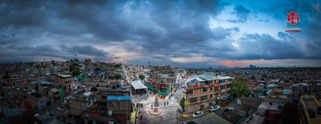 Gobierno de Naucalpan cumple y en tiempo récord reabre a la circulación la lateral del Periférico norte rehabilitado con concreto hidráulico