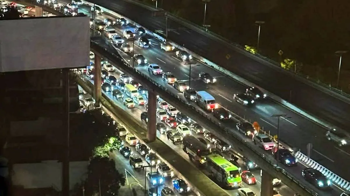 Habitantes de Naucalpan bloquearon por siete horas el Periférico