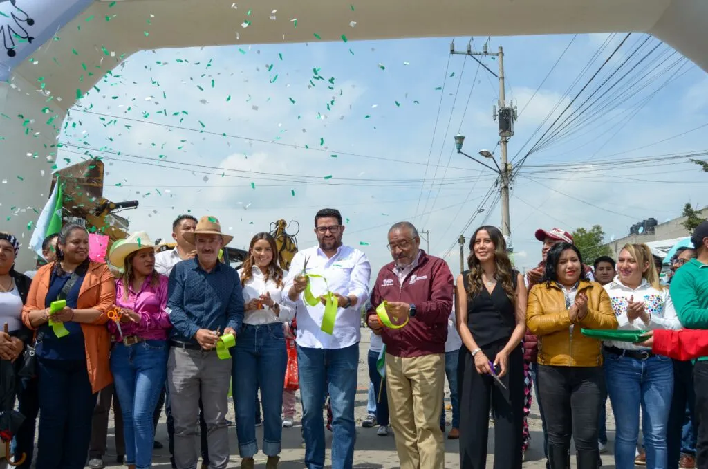 Horacio Duarte y Adolfo Solís ponen en marcha rehabilitación urbana de Colinas del Sol