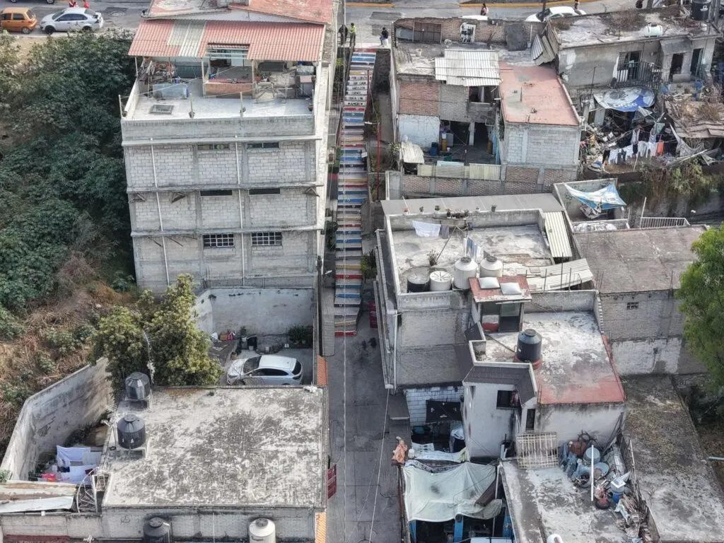 Renombran calle Cerrada de “Lobito” un símbolo contra el maltrato animal en Naucalpan