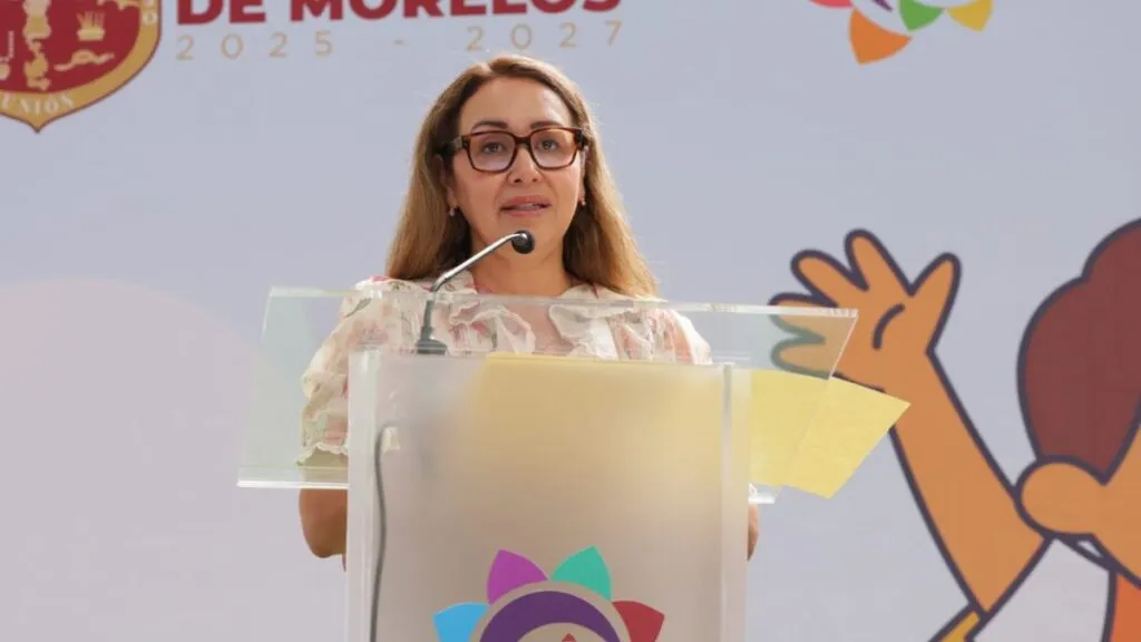 Azucena Cisneros inició la entrega de 35 mil apoyos del programa “Zapatos para el Bienestar”