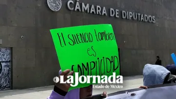 Familiares de desaparecidos en Sinaloa trasladan su manifestación a la Cámara de Diputados