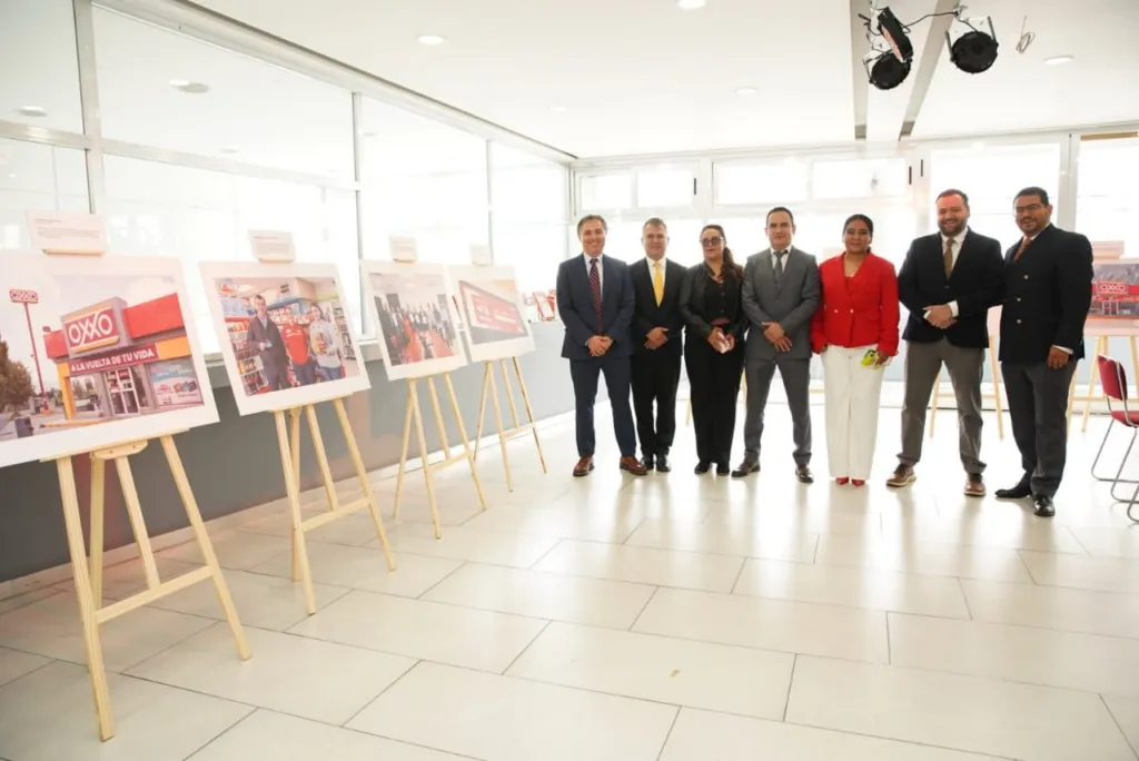 Alcaldía Gustavo A. Madero y sector privado fortalecen alianza comunitaria con exposición fotográfica histórica