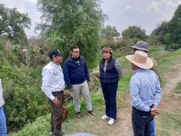 Delfina Gómez Álvarez supervisa limpieza tras desbordamiento del río Papalotla