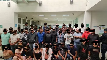 Detienen en flagrancia a 50 invasores en un fraccionamiento de Texcoco