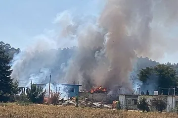 Explosión en taller de pirotecnia causa alarma en San Mateo Tlalchichilpan, Almoloya de Juárez
