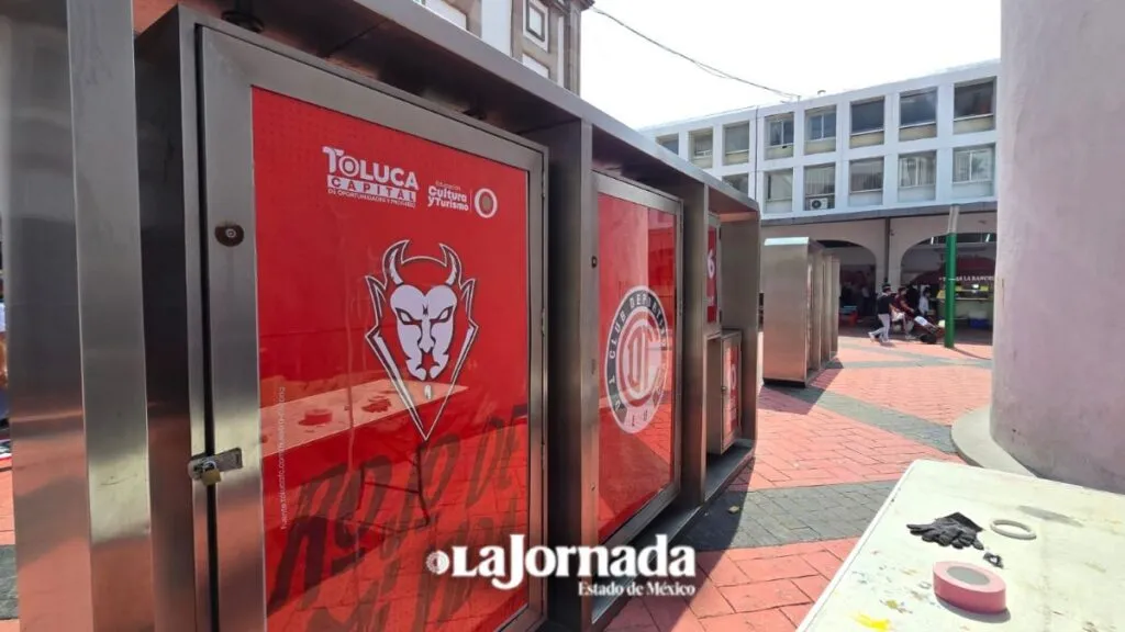 Montan galería de apoyo al Toluca previo al partido contra el América