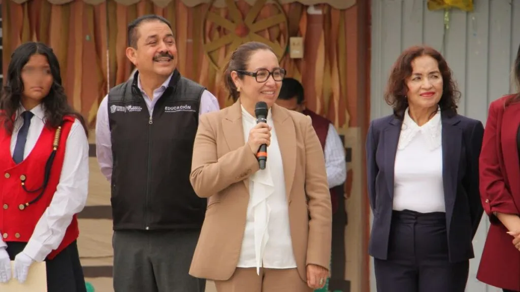 Ecatepec llega con mejor infraestructura educativa
