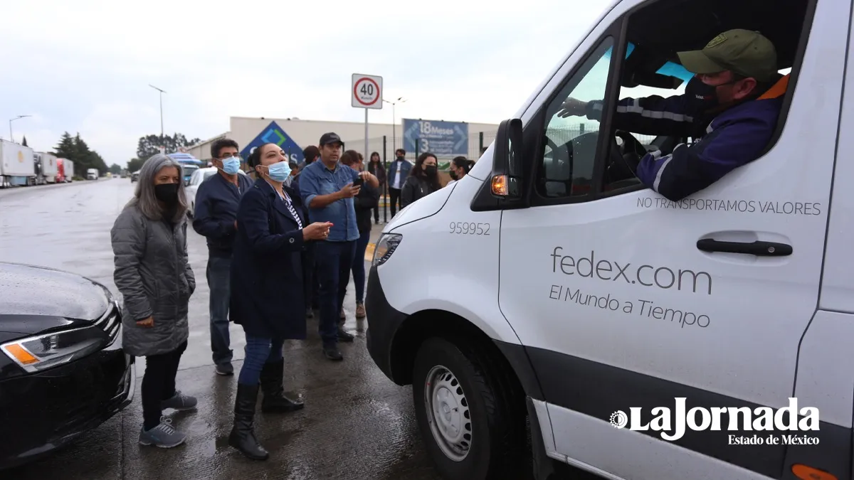 Vecinos de Los Sauces bloquearon la circulación del transporte de carga