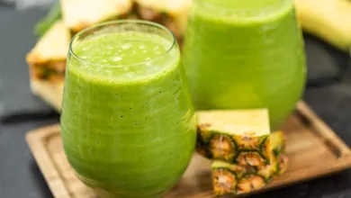 Estos jugos verdes combinan ingredientes naturales con propiedades antiinflamatorias para mejorar la salud intestinal y reducir molestias digestivas.