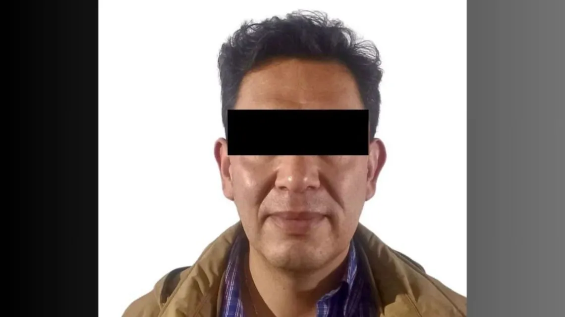 Santiago Tianguistenco: Acusan a alcalde con licencia, a su hermana y esposa de extorsión