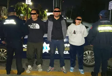 Toluca: Detienen a tres presuntos asaltantes en Santa Cruz Atzcapotzaltongo