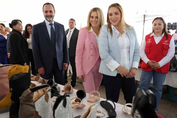 Recibe Huixquilucan a “La ruta del calzado de San Mateo Atenco 2025”