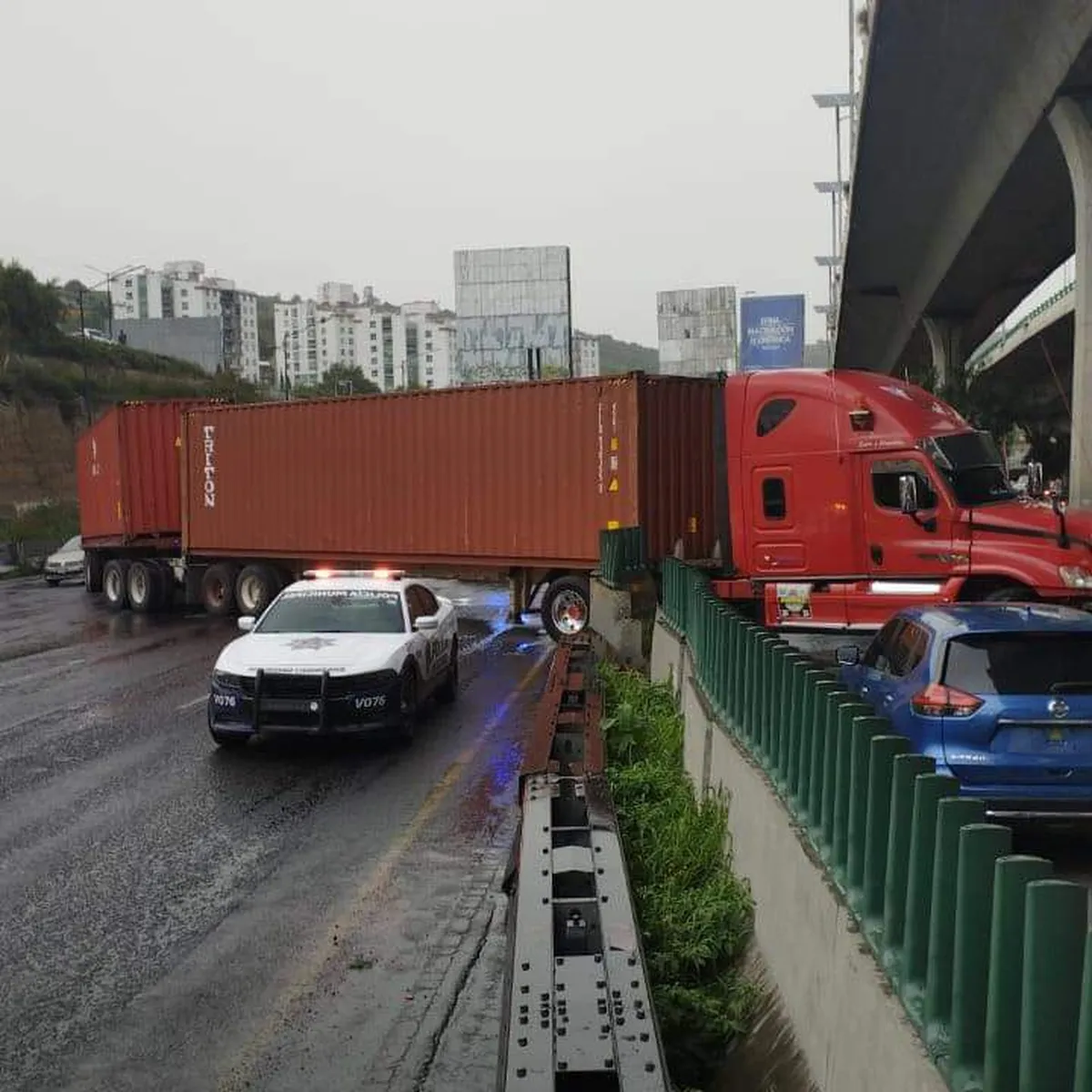 Balean trailer en la México Querétaro
