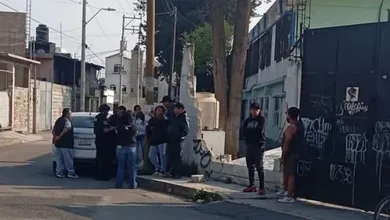 Automóvil tira barda de la Primaria Manuel Hinojos en San Cristóbal Huichochitlán