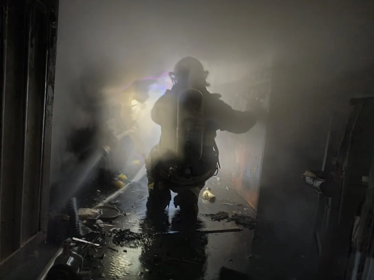 Bomberos de Toluca controlan incendio en San Mateo Oxtotitlán y ayudan en nacimiento de bebé