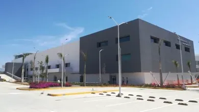 El mandatario dio nombres y reveló industrias que fueron beneficiados con la concesión de nueve hospitales bajo el esquema de asociación público-privada y que cuestan una cifra millonaria al erario. Foto: IMSS