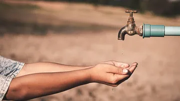 Atizapán: Habitantes de México Nuevo cierran vialidad Océano Pacífico, llevan 2 meses sin agua