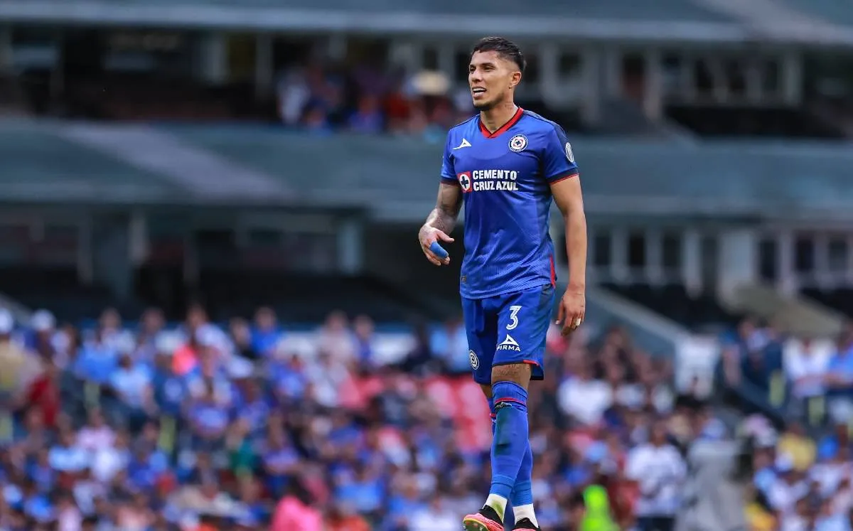 Carlos Salcedo sale de Cruz Azul, tras ser acusado del feminicidio de su hermana Paola
