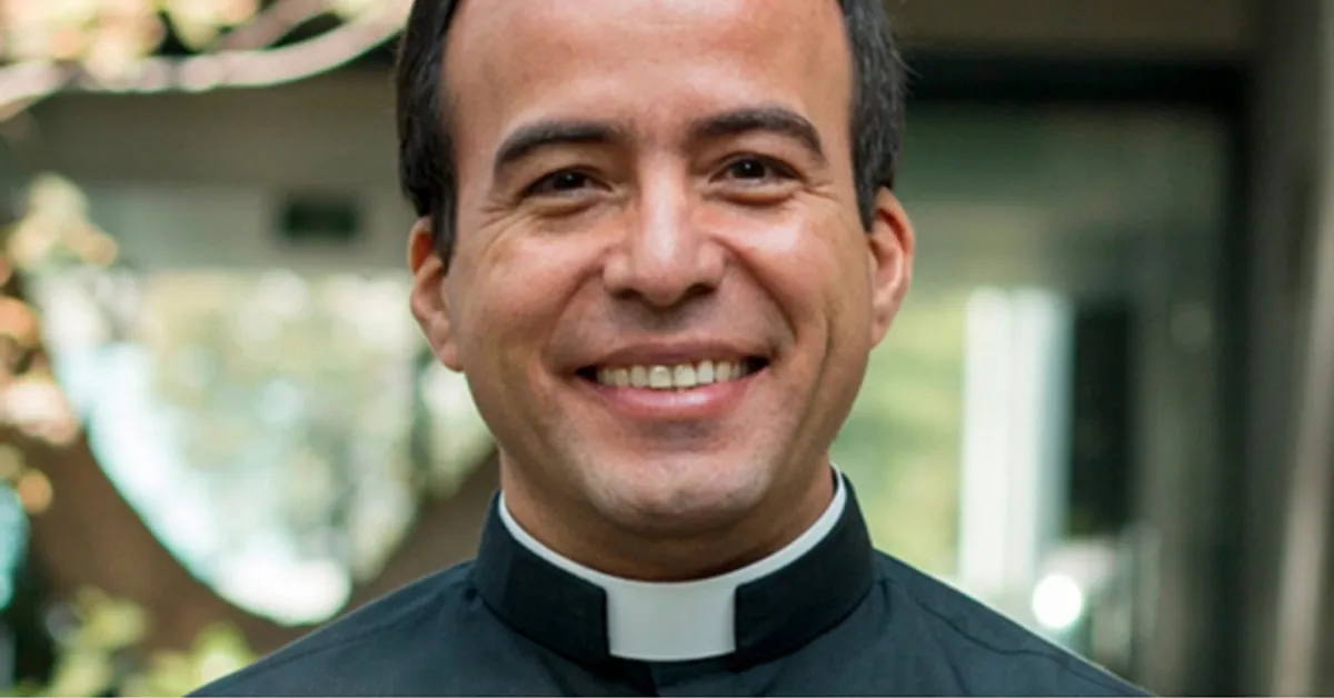 Renuncia rector de la Universidad Pontificia de México