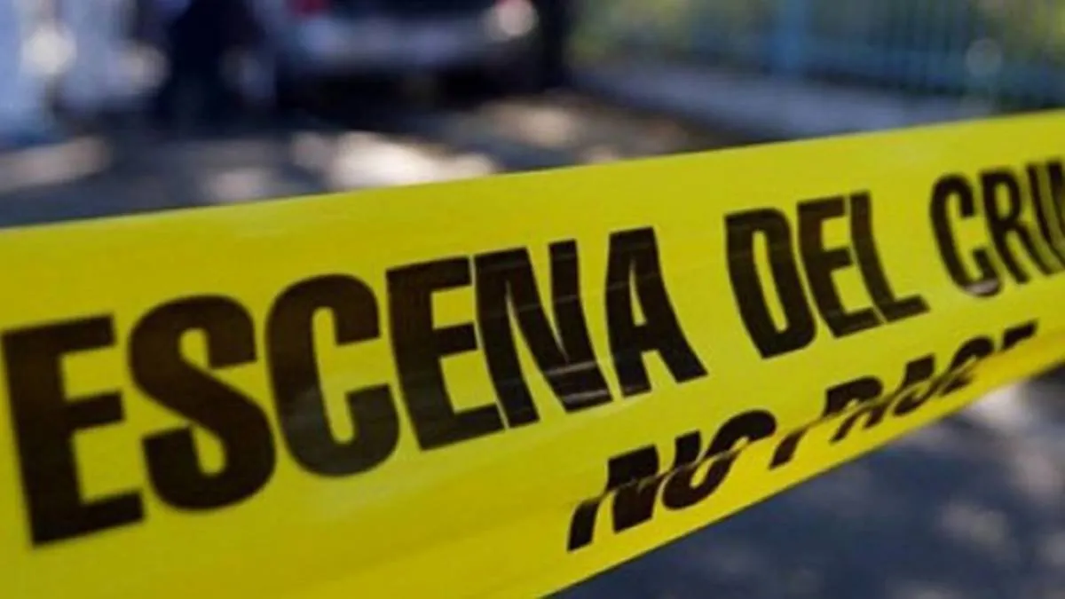 Ecatepec: Riña deja un joven muerto en la vía pública