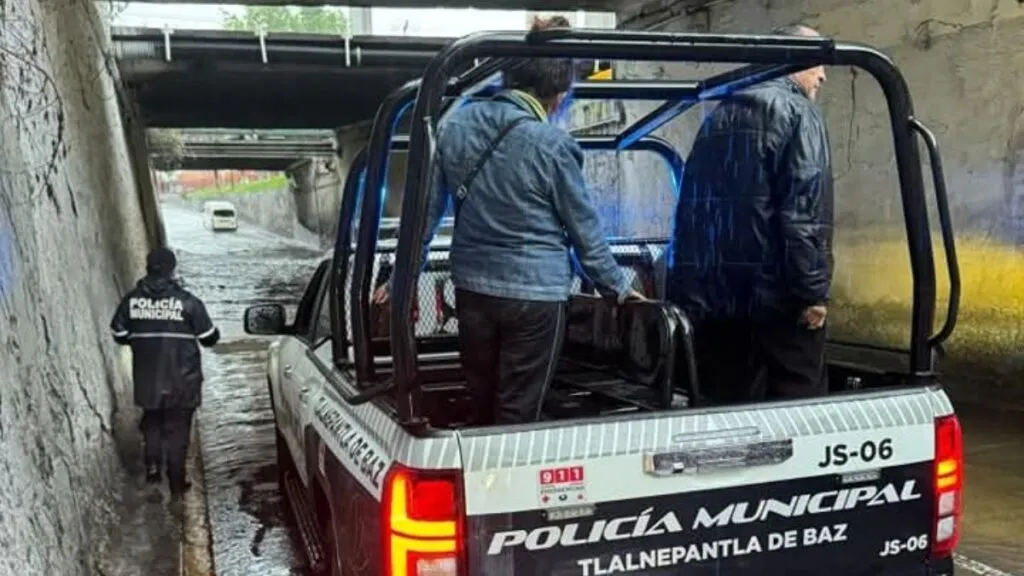 Tlalnepantla activa protocolos y operativos de emergencia ante lluvias