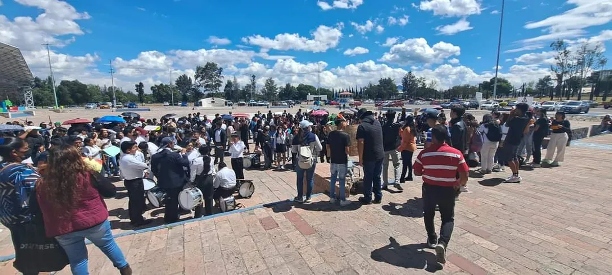 Estudiantes amenazan con bloquear avenidas de Cuautitlán Izcalli