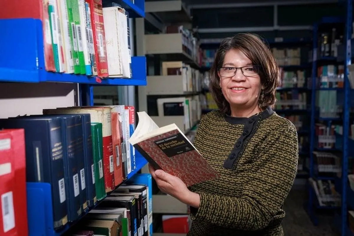 Investigadora de la UAEMéx explora la experiencia de madres encarceladas
