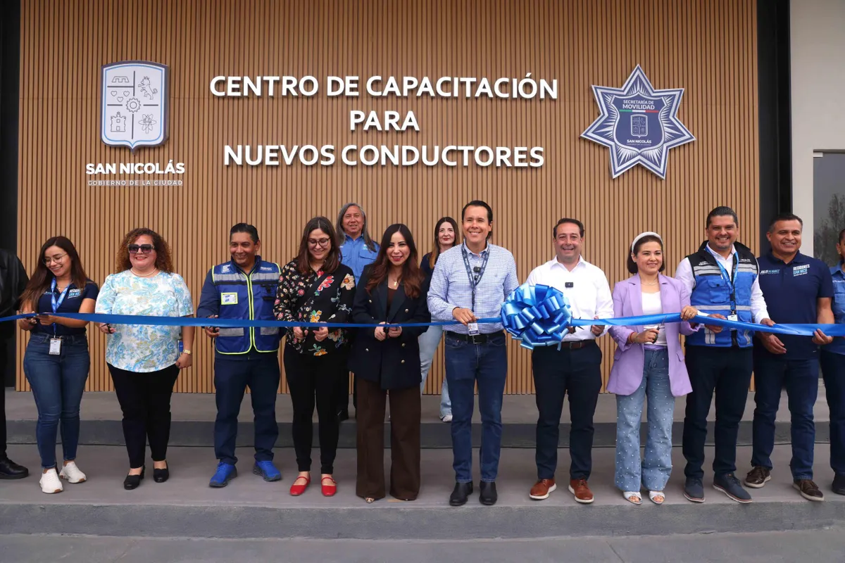 Alcalde Daniel Carrillo Martínez durante supervisión de seguridad en San Nicolás.