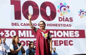 Azucena Cisneros rinde informe por 100 días de gobierno en Ecatepec