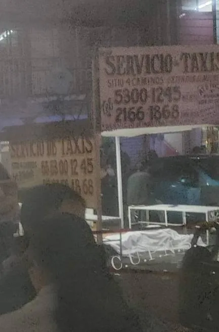 Naucalpan: Asesinaron a balazos a un chofer de taxi en el Molinito