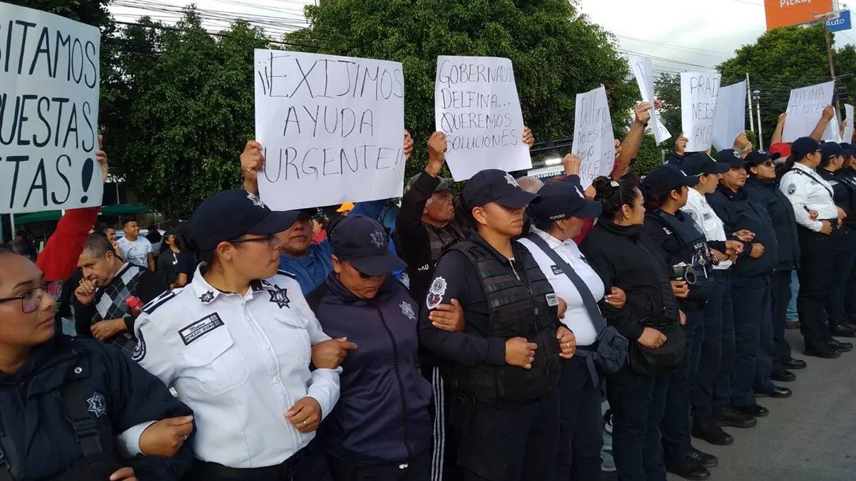 Naucalpan: Tras dos horas de plantón habitantes se retiraron de Lomas Verdes