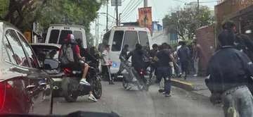 Pese a que el semestre terminará el próximo 17 de mayo y que para muchos alumnos, de los 10 mil que tiene, las clases ya habían concluido y que el miércoles 15 no habrá, las autoridades escolares informaron que cerrarán vía internet. Foto: La Jornada.
