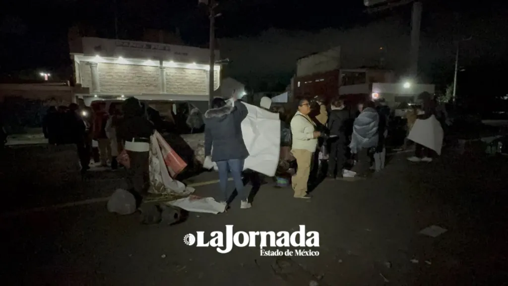 Acuerdan levantar bloqueo en la México-Toluca tras más de 30 horas