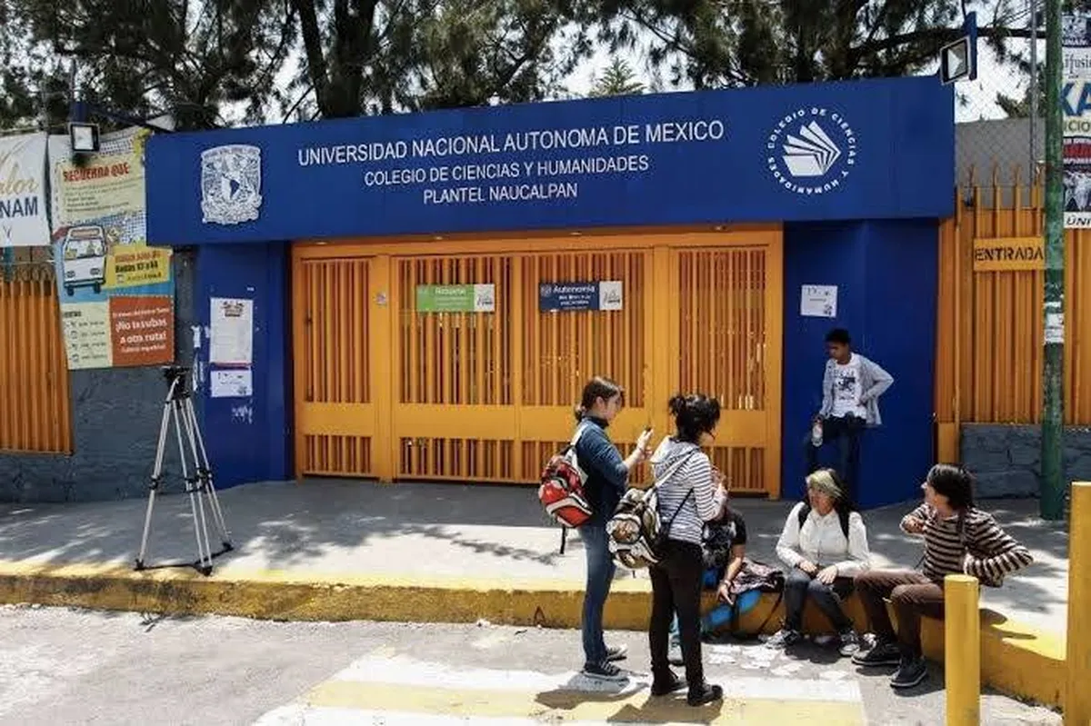 Directivos de CCH Naucalpan y UNAM realizan acciones de seguridad contra el porrismo