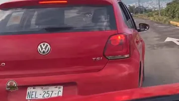 Automovilista denuncia presunto intento de montachoques en Tecámac [VIDEO]