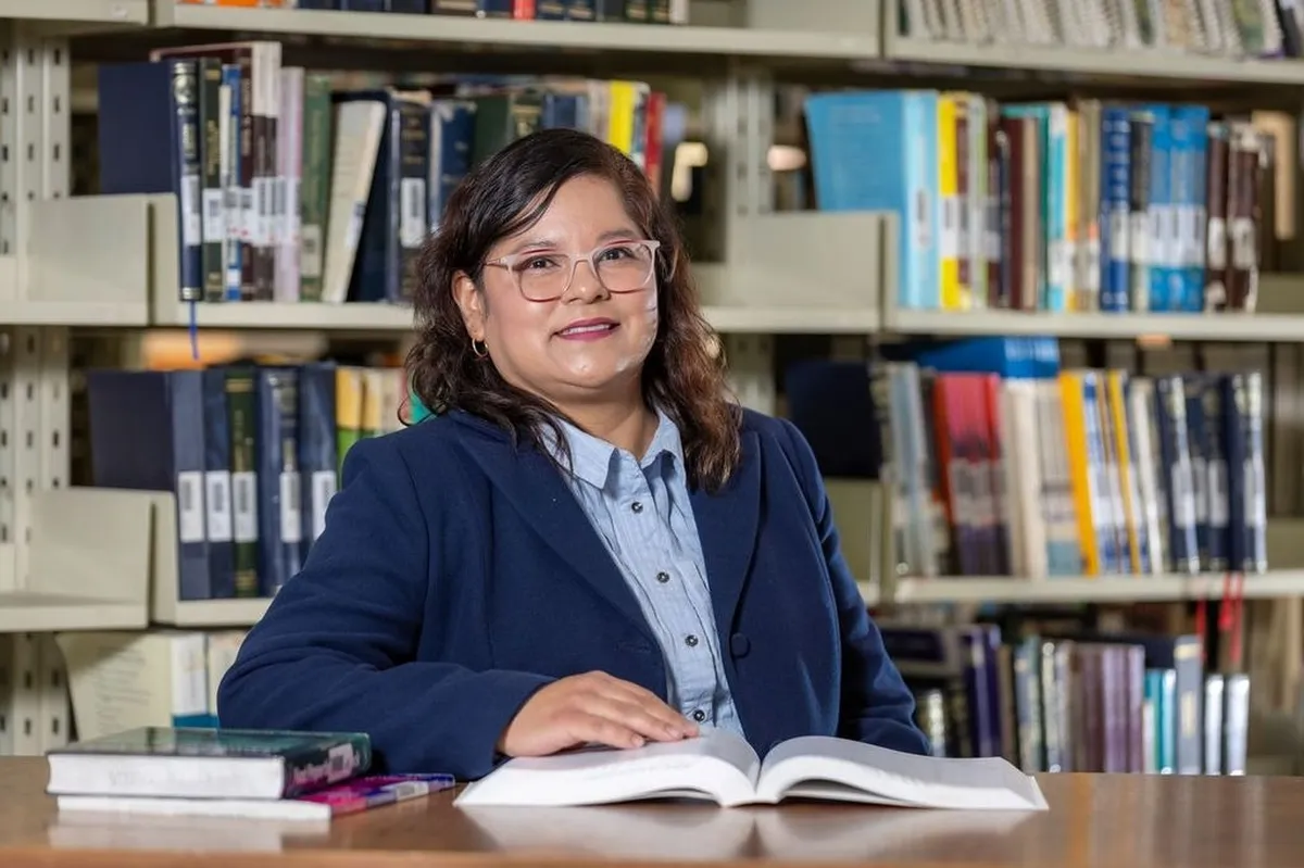 Reconocen a investigadora de la UAEMéx por aportes en química alimentaria