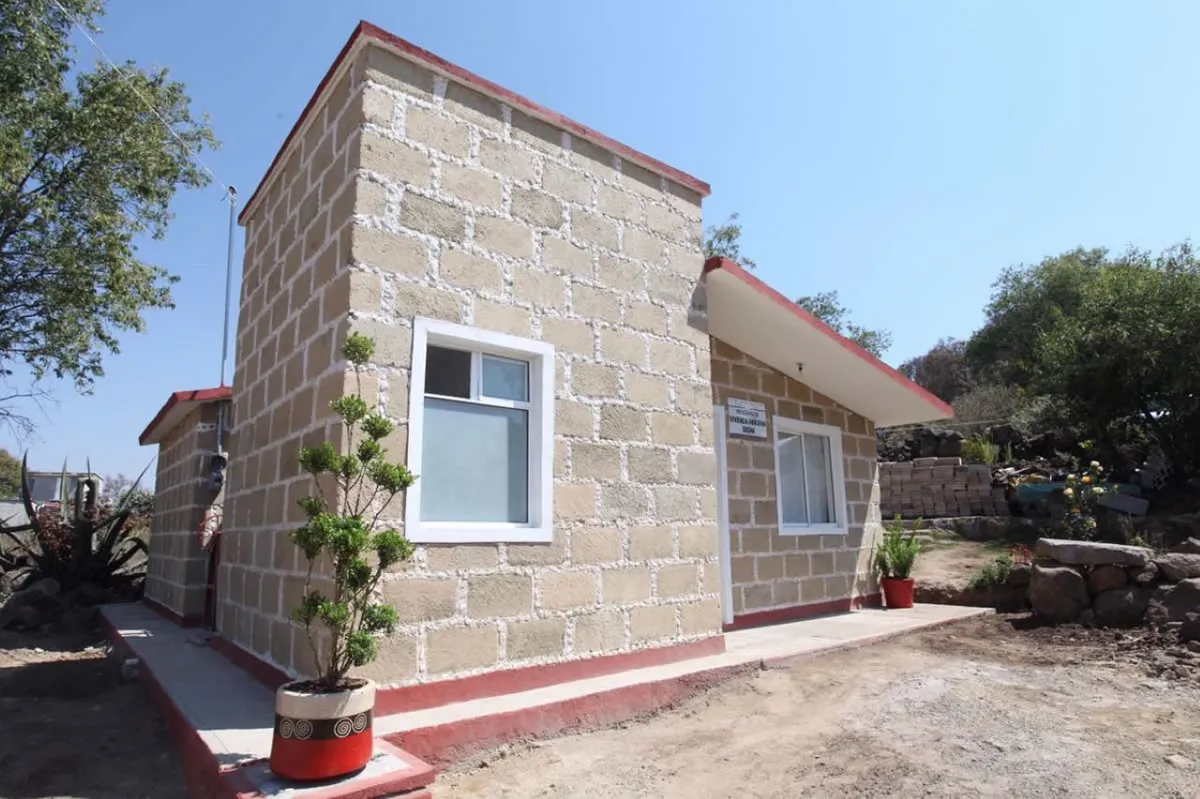 Foto de una casa, como las mejoradas por el IMEVIS en el Edomex.