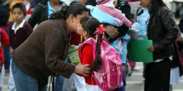 Ciclo escolar 2026-2027 inicia con retos por rezago y malas condiciones en escuelas: UNPF