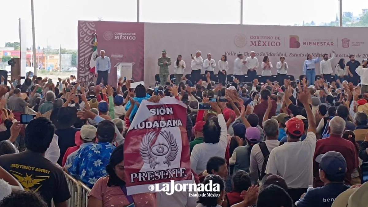 Valle de Chalco: reprueban vecinos a alcalde y aprueban a la gobernadora