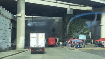Gran columna de humo moviliza a autoridades en zona de Sendero.