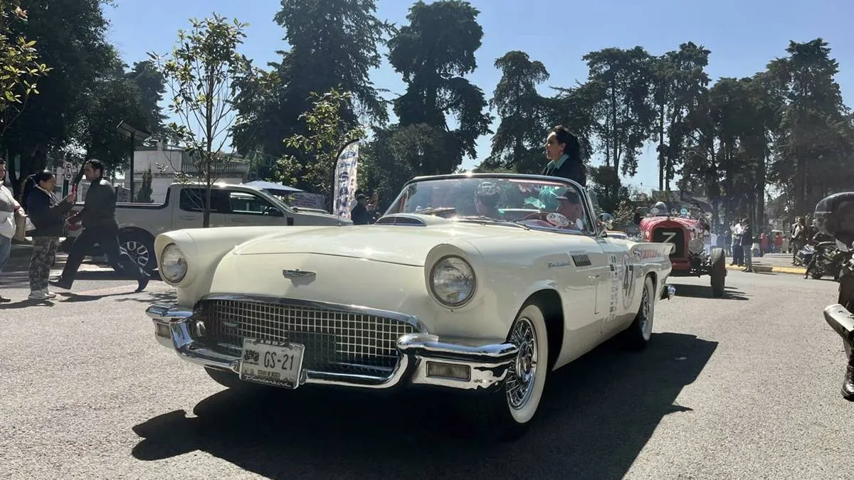 Realizan segunda edición de Circuito Colón Revival en Toluca